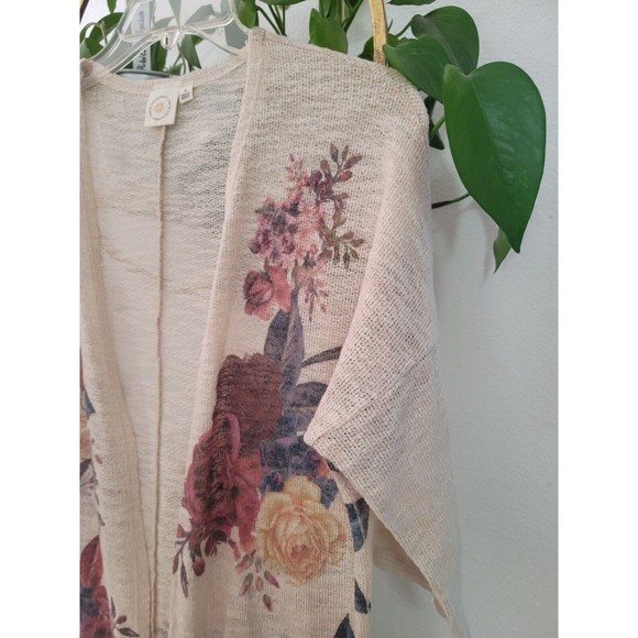 Live in the moment Woman's Floral Rose Boho Cardigan Size Small - Picture 6 of 13